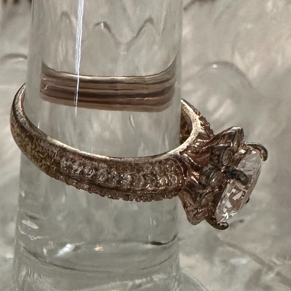 Vintage CZ ring, size 5 - Picture 2 of 5
